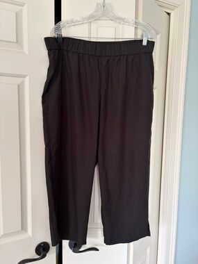 Eileen Fisher Black Capris